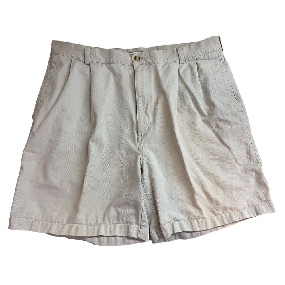 Izod Mens Shorts 38 Classic Fit Pleated Beige Side Buttoned Back Pockets Preppy